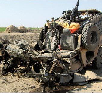 Landrover, IED damage